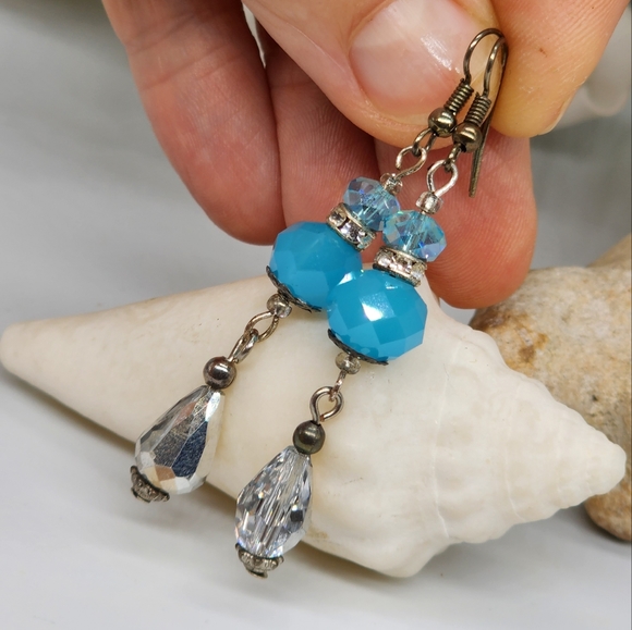 🔥10 for $30🔥Vintage Jewelry Antique Silver Classic Blue European Crystals - Picture 1 of 5